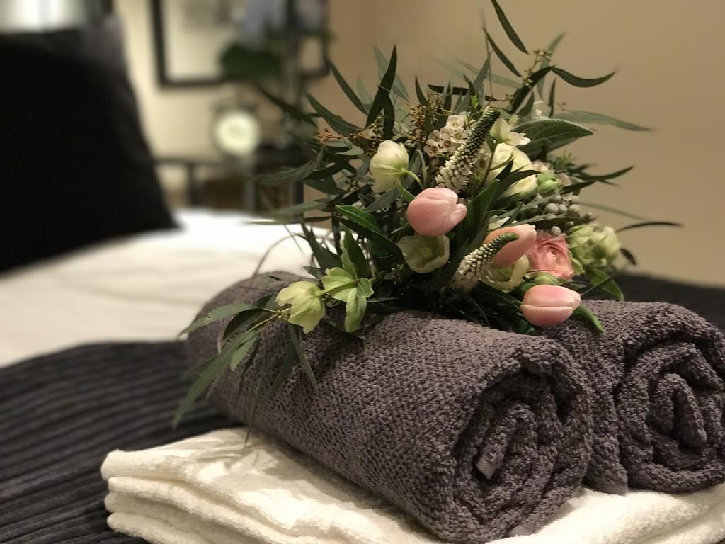 Czarna Kawka Apartamenty クラクフ エクステリア 写真