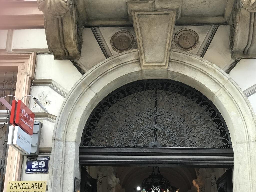 Czarna Kawka Apartamenty クラクフ エクステリア 写真